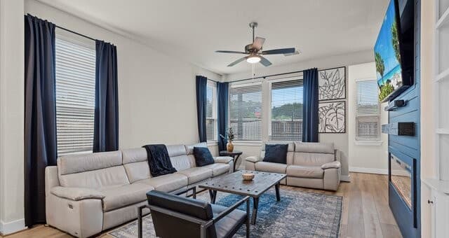 21114  Chestnut Cove, San Antonio, TX 78266 — photo 10