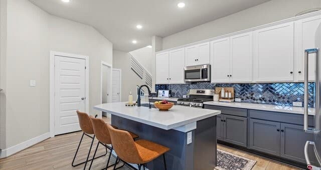 21114  Chestnut Cove, San Antonio, TX 78266 — photo 6