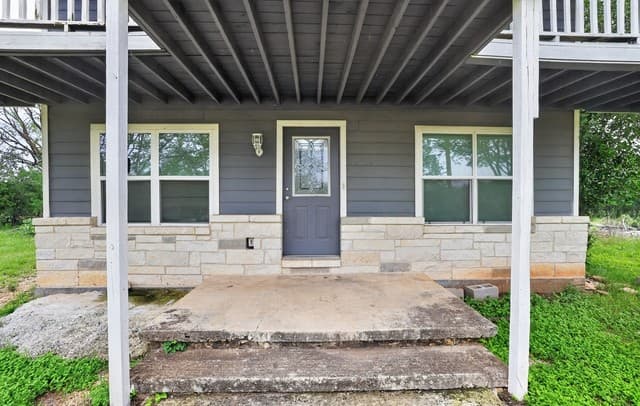 414  Medina Dr, Bandera, TX 78003 — photo 2
