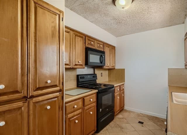 13806  Brays Forest, San Antonio, TX 78217 — photo 3