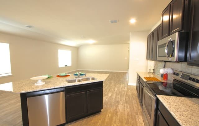 11947  Pearl Jubilee, San Antonio, TX 78245 — photo 7