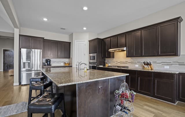 6914  Hallie Hill, Schertz, TX 78154 — photo 14