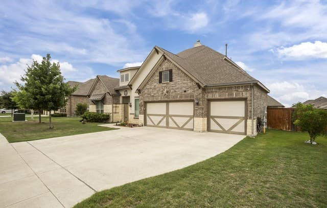 6914  Hallie Hill, Schertz, TX 78154 — photo 2
