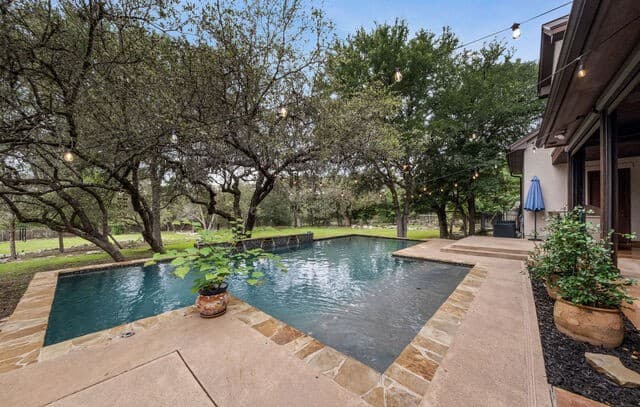 1955  Oakland Bnd, San Antonio, TX 78258 — photo 24
