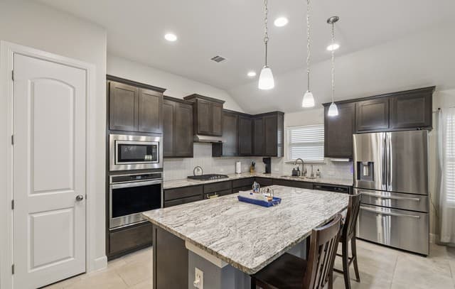 8733  Stackstone, Schertz, TX 78154 — photo 21