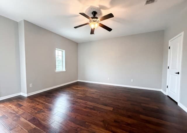2711  Mossgrove Park, San Antonio, TX 78230 — photo 4