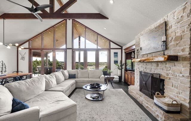 717  Riviera, Canyon Lake, TX 78133 — photo 4