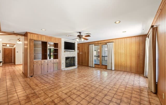 901  Gentilz, Castroville, TX 78009 — photo 15