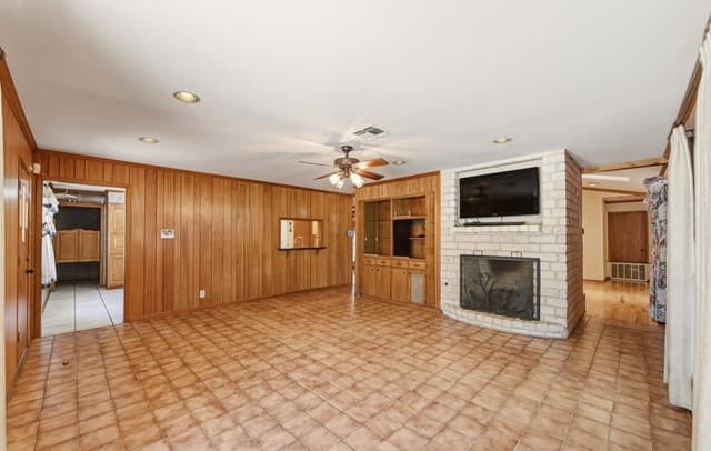 901  Gentilz, Castroville, TX 78009 — photo 17