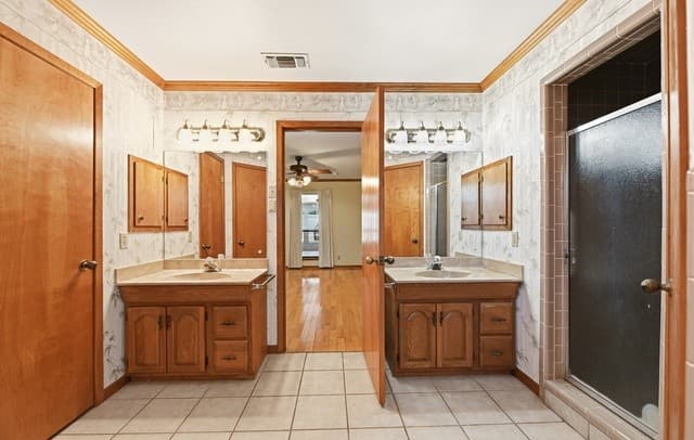 901  Gentilz, Castroville, TX 78009 — photo 21