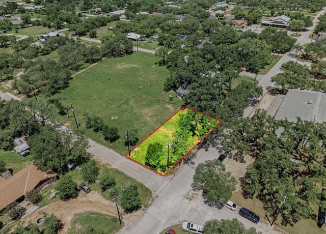 LOT 10 11th Street