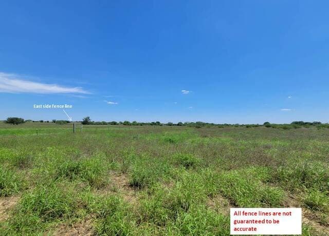 277  Joy Ln, Pleasanton, TX 78064 — photo 2