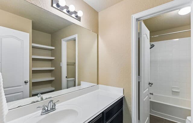 7903  Headwaters Trl, San Antonio, TX 78254 — photo 20