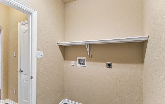 7903  Headwaters Trl, San Antonio, TX 78254 — photo 24