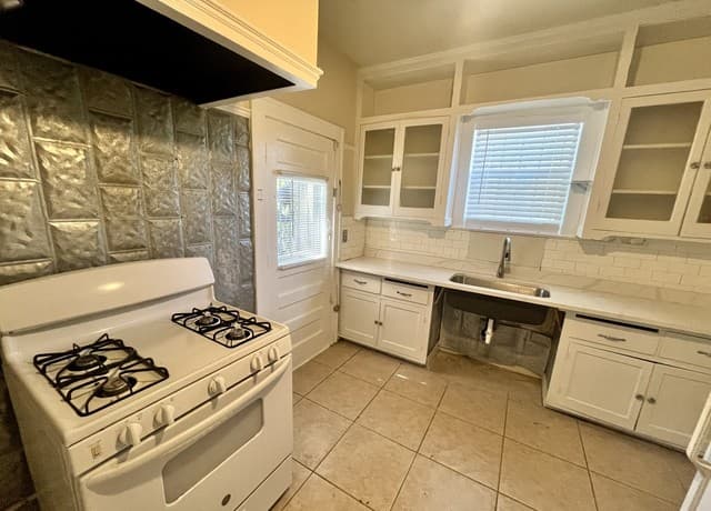424 E Ashby Pl Unit 1, San Antonio, TX 78212 — photo 6