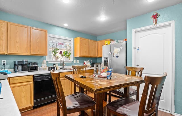 5019  Green Post, San Antonio, TX 78223 — photo 14