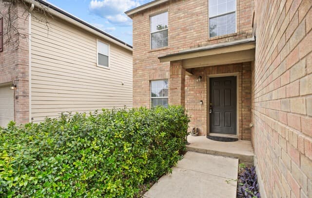 5019  Green Post, San Antonio, TX 78223 — photo 4