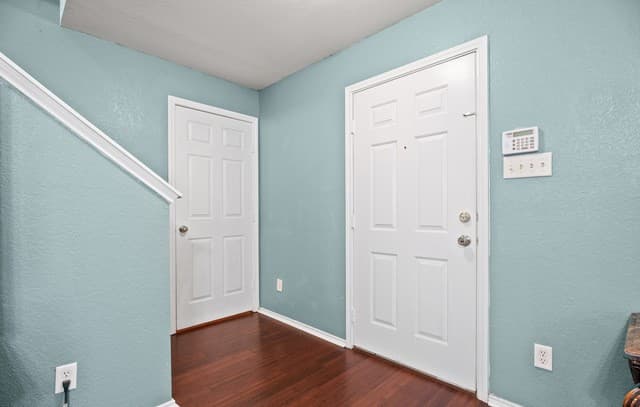 5019  Green Post, San Antonio, TX 78223 — photo 5