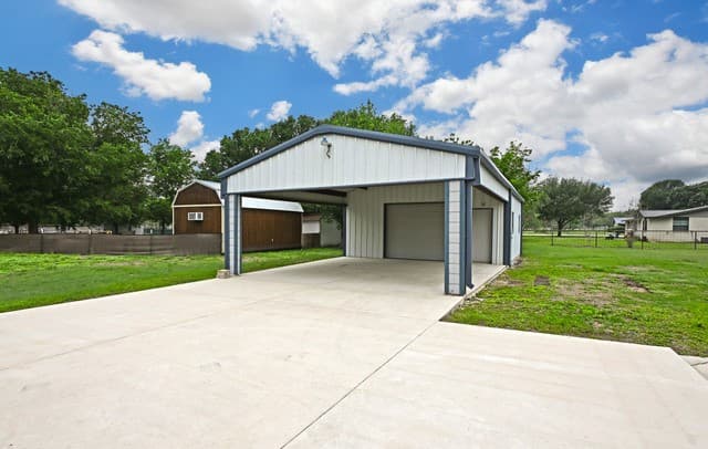 125  Red Oak Trl, Marion, TX 78124 — photo 3