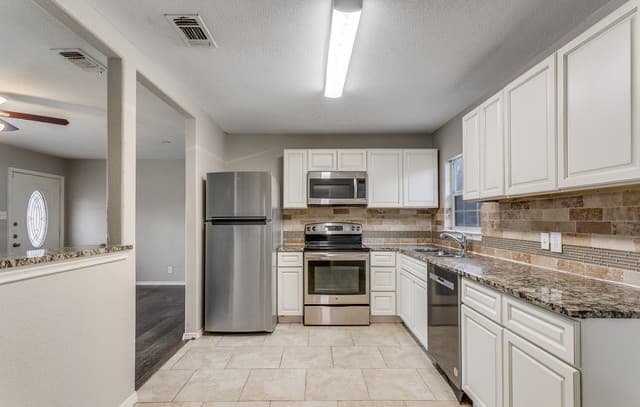 434  Olney Dr, San Antonio, TX 78209 — photo 10