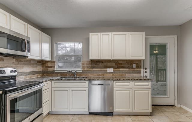 434  Olney Dr, San Antonio, TX 78209 — photo 12