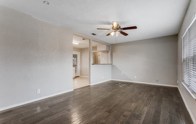 434  Olney Dr, San Antonio, TX 78209 — photo 3