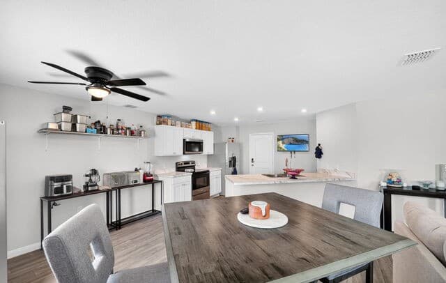 12802  Lorena Ochoa, San Antonio, TX 78221 — photo 12