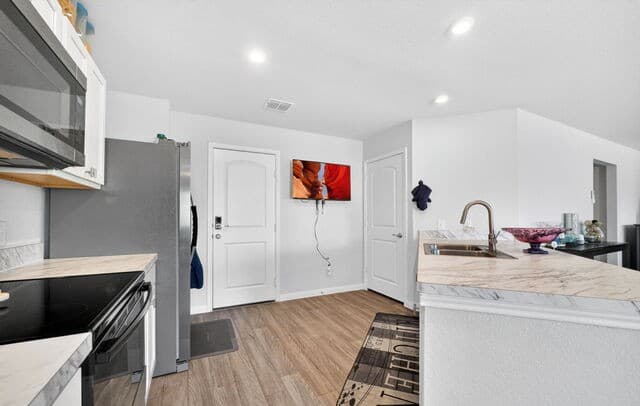 12802  Lorena Ochoa, San Antonio, TX 78221 — photo 18