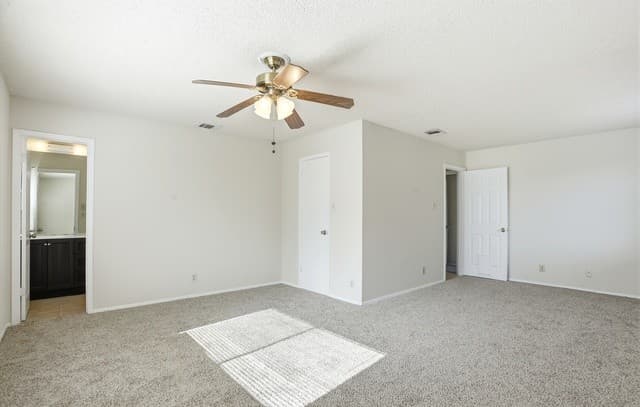 8818 Ridge Gate St, San Antonio, TX 78250 — photo 13