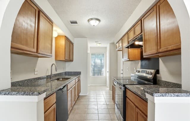 8818 Ridge Gate St, San Antonio, TX 78250 — photo 8