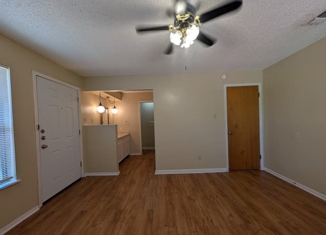 929  Ohio St, New Braunfels, TX 78130 — photo 15