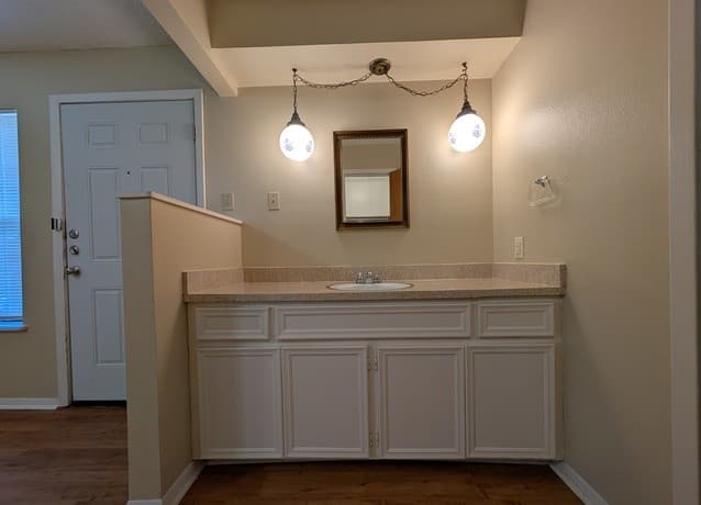 929  Ohio St, New Braunfels, TX 78130 — photo 18
