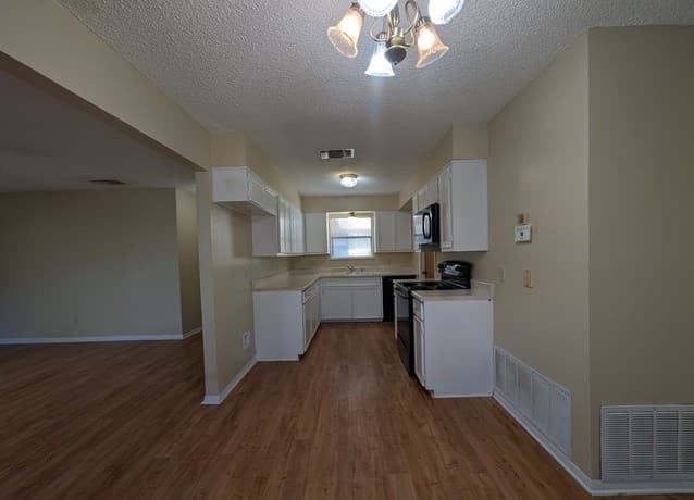 929  Ohio St, New Braunfels, TX 78130 — photo 6