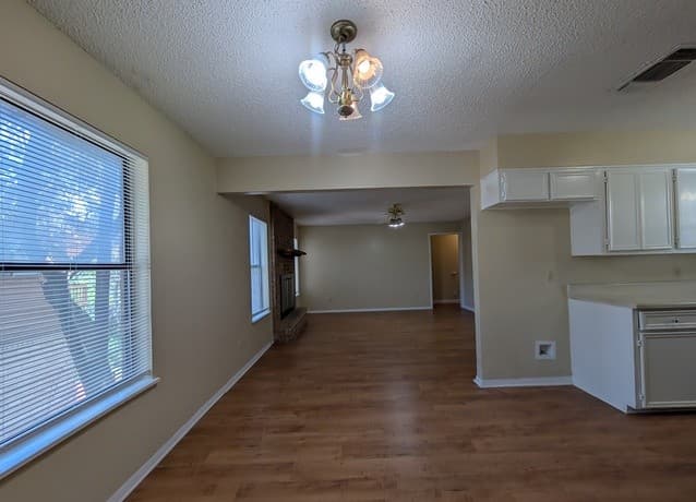 929  Ohio St, New Braunfels, TX 78130 — photo 7