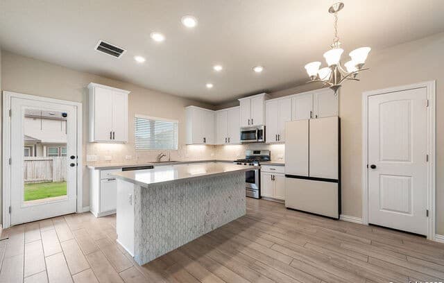 2058  Egret Ave, New Braunfels, TX 78132 — photo 8