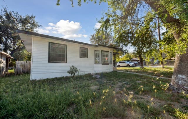 843  Zachry Dr, San Antonio, TX 78228 — photo 3