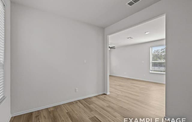 285  W Quill Dr Building 7, San Antonio, TX 78228 — photo 20