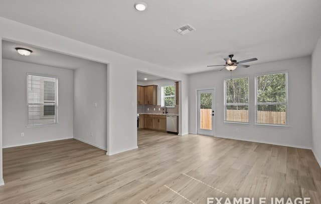 285  W Quill Dr Building 7, San Antonio, TX 78228 — photo 3