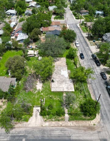 147  H St, San Antonio, TX 78210