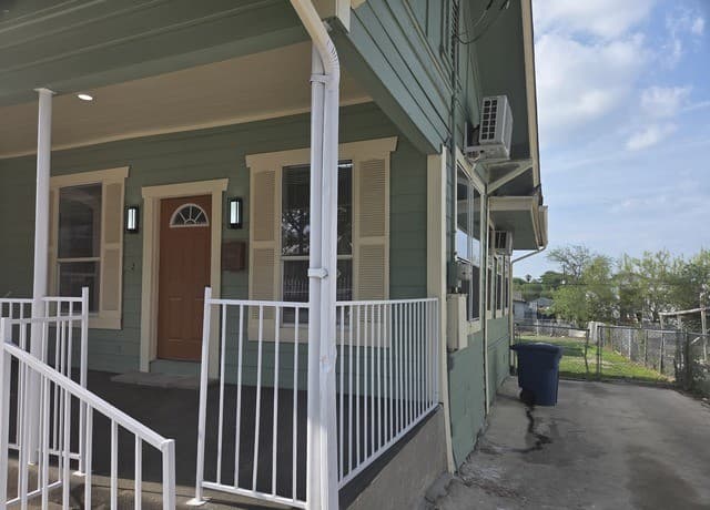 219  Princeton, San Antonio, TX 78201 — photo 4