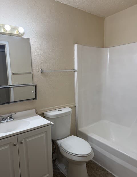 9527  Bear Creek Dr, San Antonio, TX 78245 — photo 11