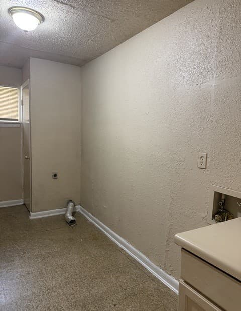 9527  Bear Creek Dr, San Antonio, TX 78245 — photo 7