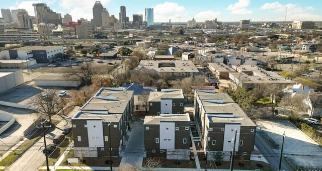 210 W Poplar St #101, San Antonio, TX 78212 — photo 3