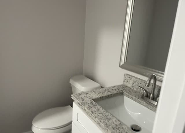 715  New Laredo Hwy, San Antonio, TX 78211 — photo 5
