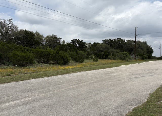 460  County Road 2753, Mico, TX 78056 — photo 11