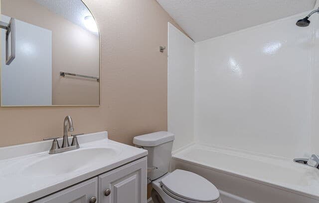 938  Patricia Ann Dr, Poteet, TX 78065 — photo 18