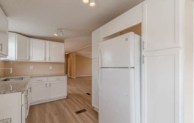 938  Patricia Ann Dr, Poteet, TX 78065 — photo 7