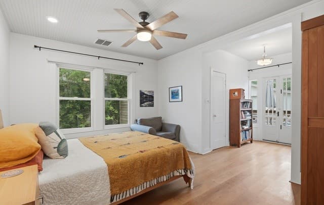 310  Queen Anne Ct, San Antonio, TX 78209 — photo 17