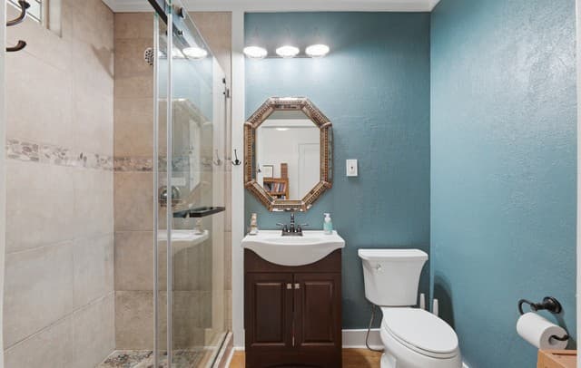 310  Queen Anne Ct, San Antonio, TX 78209 — photo 18