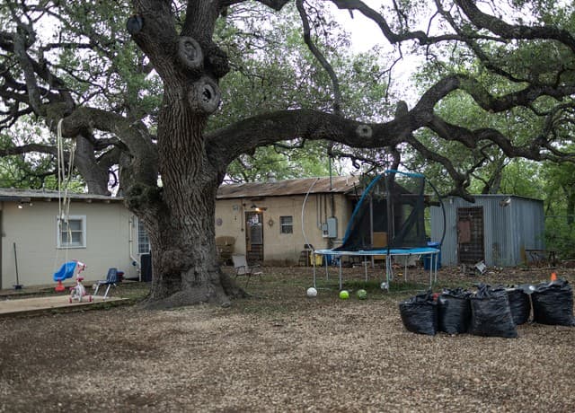 4714 E Southcross, San Antonio, TX 78222 — photo 4